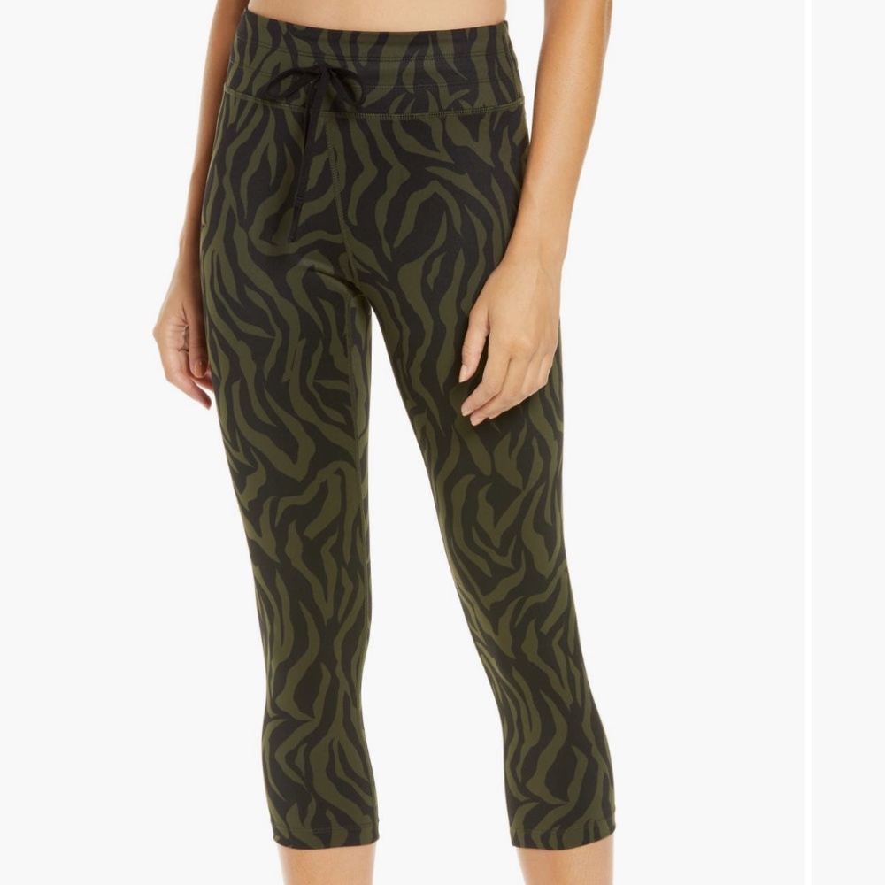 Zella Live In Zebra Print High Waist Crop Leggings - Green / Black - Small